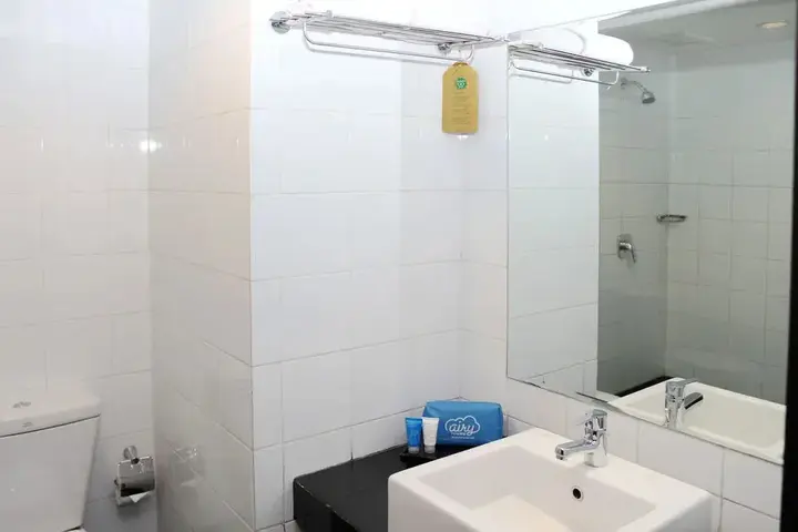 Понтианак: Airy Pontianak Selatan Ayani Perdana 8