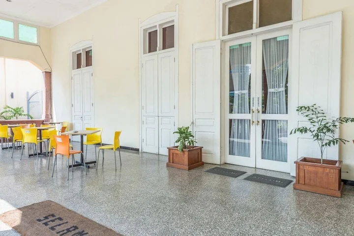 Семаранг: Airy Eco Semarang Timur Bangkong MT Haryono 854