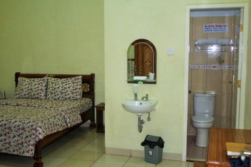 Пауа Тимур: Hotel Al Madinah