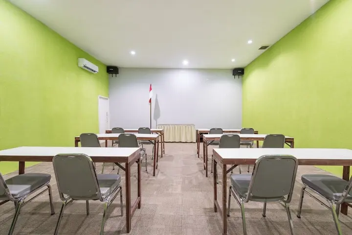 Суракарта: Airy Syariah Laweyan Samanhudi 12 Solo