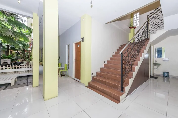Суракарта: Airy Syariah Laweyan Samanhudi 12 Solo