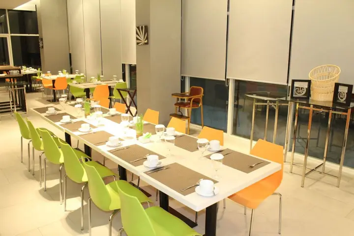 Тегал: Pesonna Hotel Tegal
