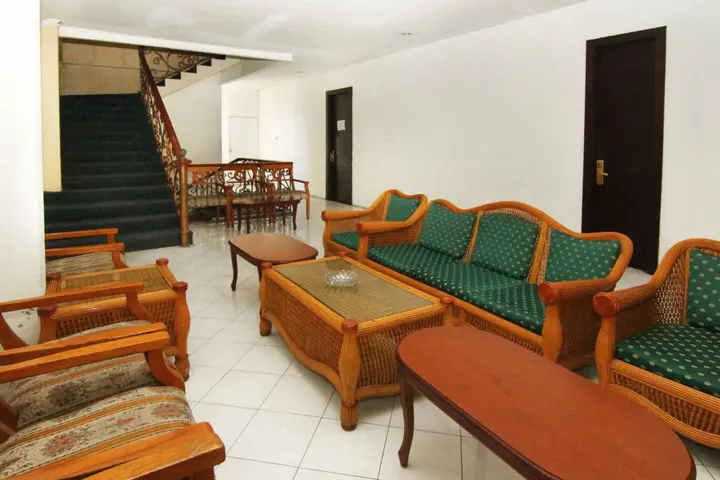 Сурабая: Airy Ngagel Jaya Surabaya