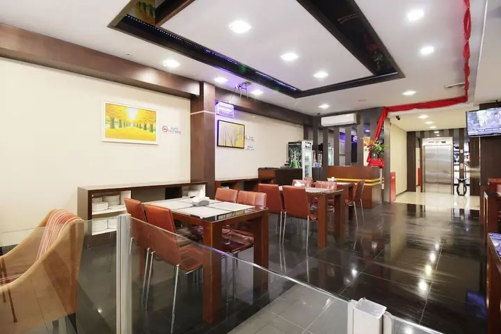 Батам: Airy Nagoya Raja Ali Batam