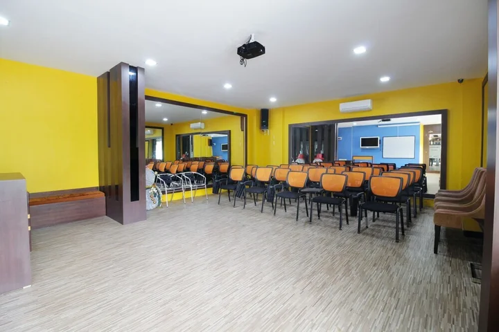 Батам: Airy Nagoya Raja Ali Batam