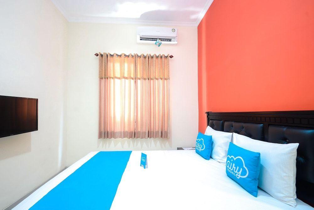 Сурабая: Airy Syariah Gayungan Gayungsari Barat 76 Surabaya