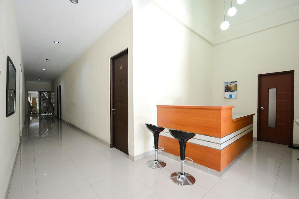 Airy Syariah Gayungan Gayungsari Barat 76 Surabaya — фото 4