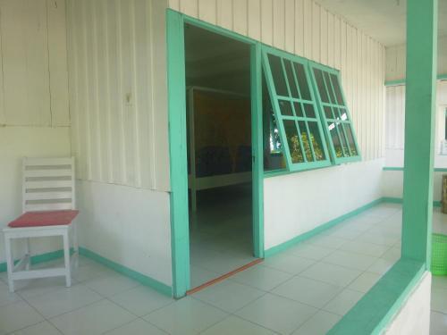 Вагете: Scuba Republic Beach Bungalows