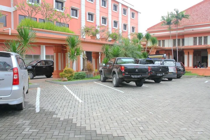 Семаранг: Airy Pecinan Wahid Hasyim 125 Semarang