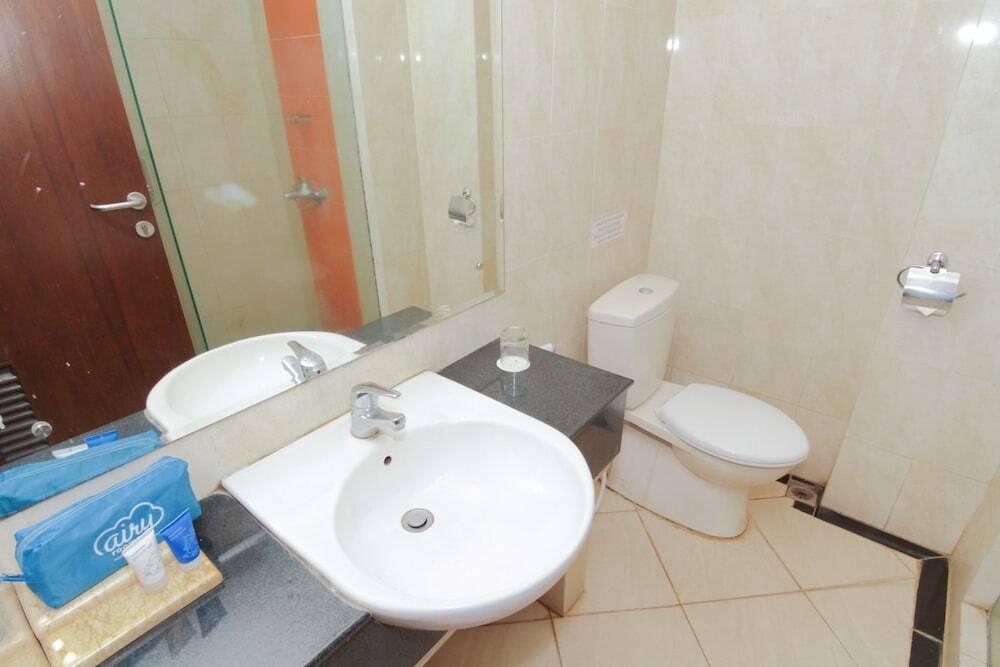 Семаранг: Airy Pecinan Wahid Hasyim 125 Semarang