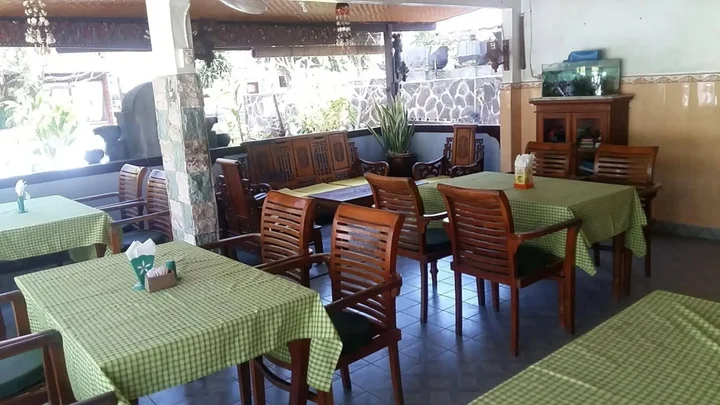 Каликбукбук: Mas Bungalows Lovina