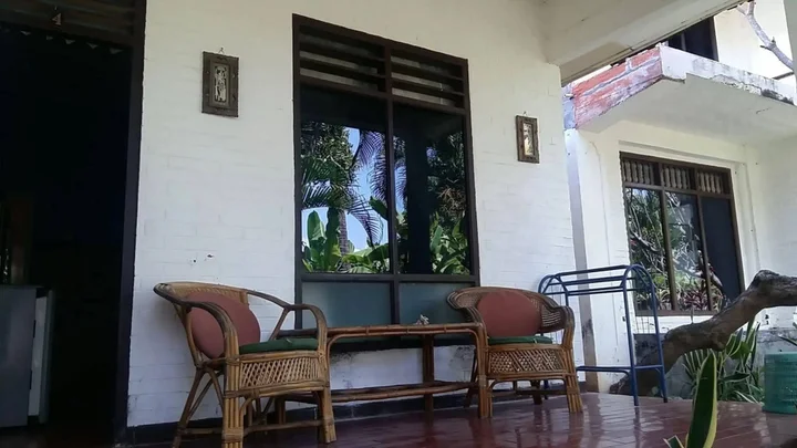 Каликбукбук: Mas Bungalows Lovina