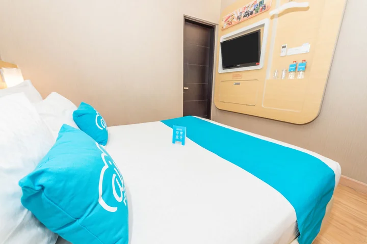 Суракарта: Airy Terminal Tirtonadi Ahmad Yani 280 Solo