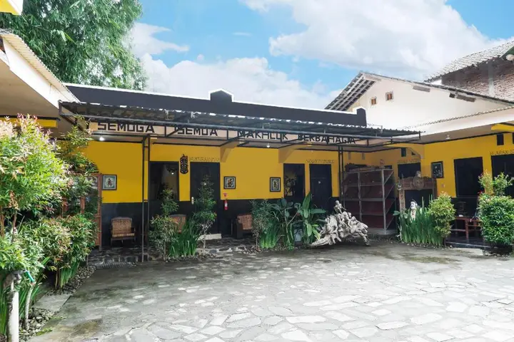 Super OYO 598 Udan Mas Guesthouse& Gallery — фото 1