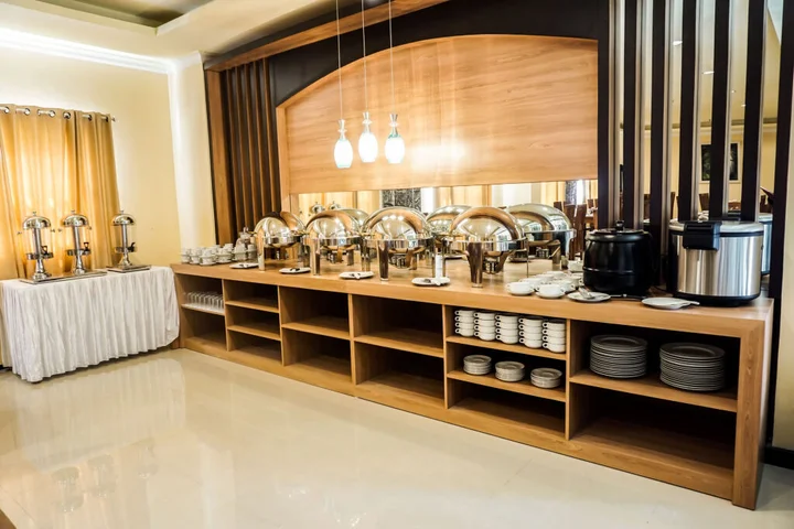 Матарам: Grand Madani Hotel