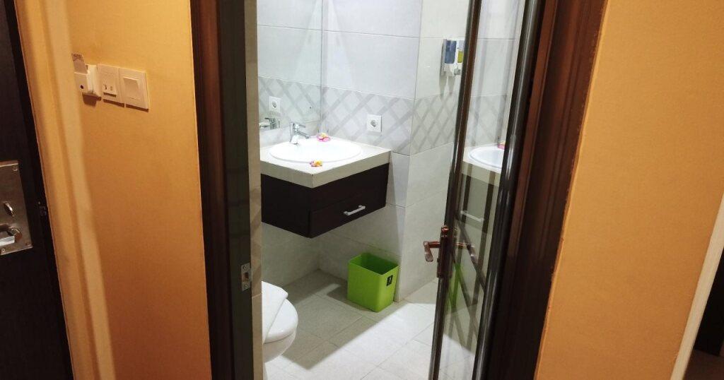 Матарам: Grand Madani Hotel