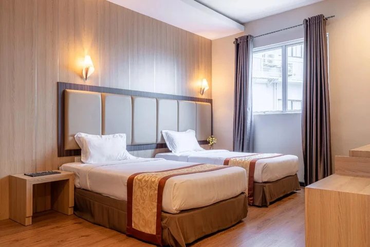 Батам: M One Hotel