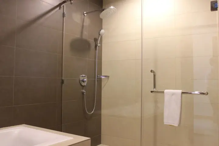 Батам: M One Hotel