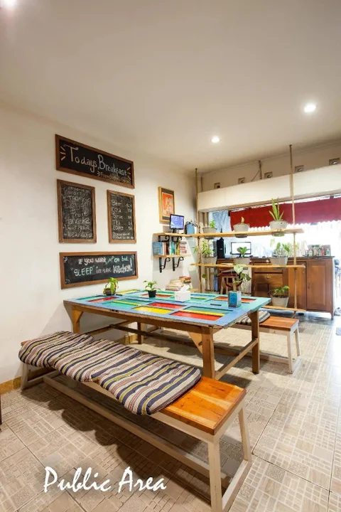 Джокьякарта: Happy Buddha Hostel
