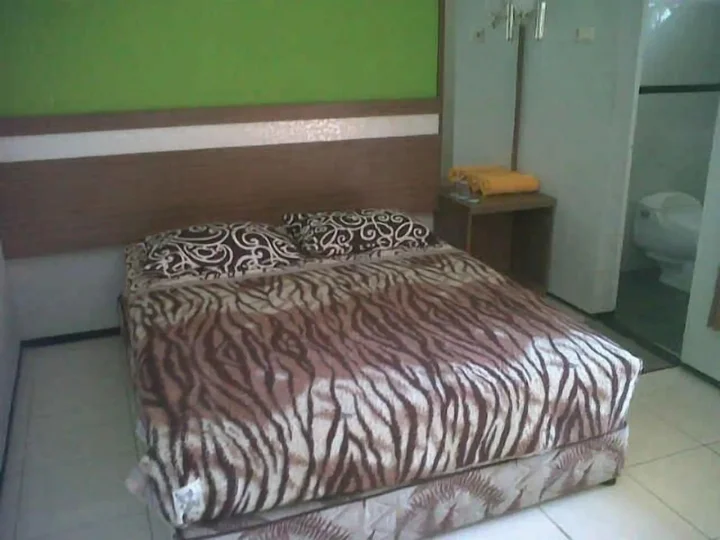 Бату: Hotel Nirwana Batu