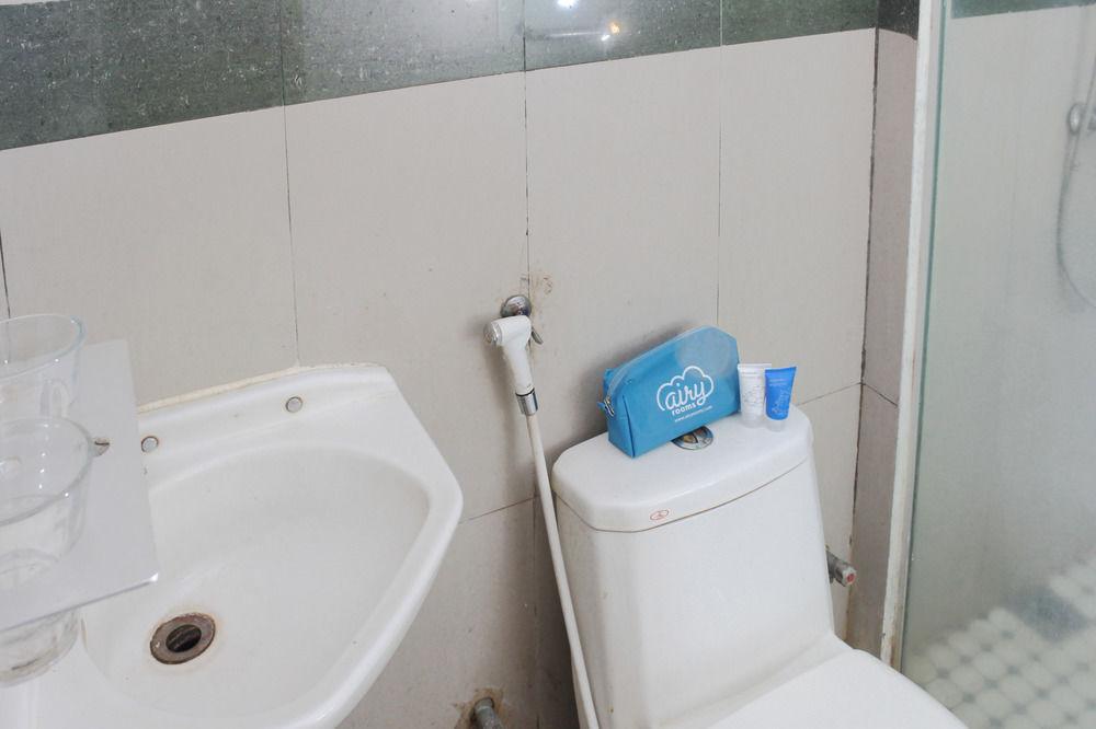 Сурабая: 艾里泗水布布坦塔姆巴克巴扬 17 号酒店(Airy Bubutan Tambak Bayan 17 Surabaya)