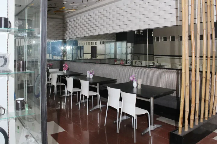 Сурабая: 艾里泗水布布坦塔姆巴克巴扬 17 号酒店(Airy Bubutan Tambak Bayan 17 Surabaya)