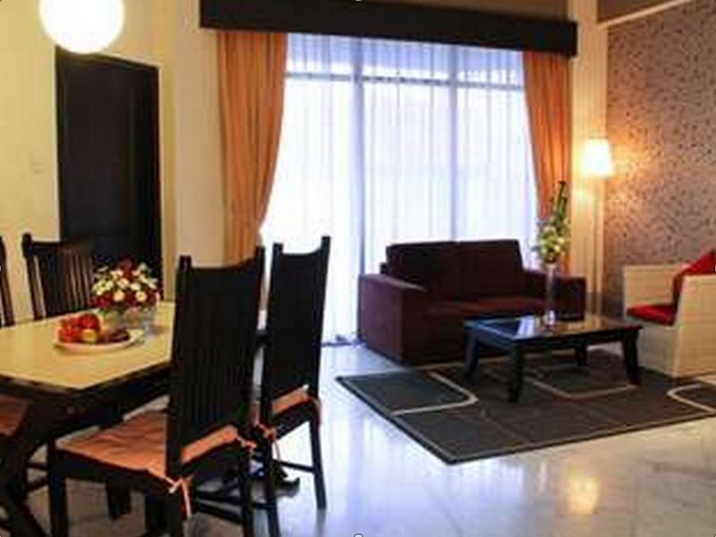 Медан: Condominium Danau Toba Hotel
