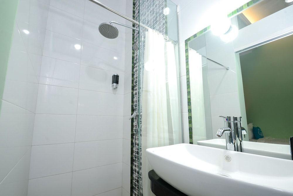 Маланг: Airy Klojen Raya Dieng 15 Malang