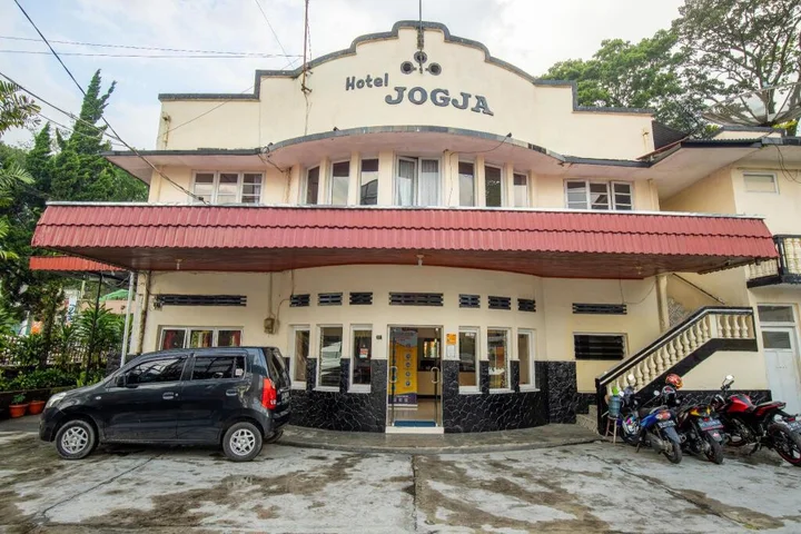 Букиттинги: Hotel Jogja Bukittinggi