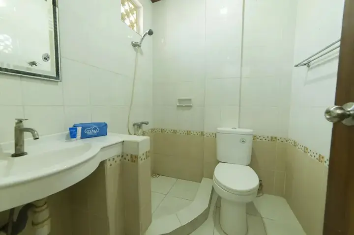 Беноа: Airy Nusa Dua Pratama 88 Benoa Bali