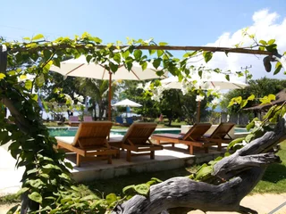 Гили Аир: Satu Tiga Resort