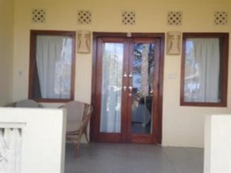 Гили Аир: Satu Tiga Resort