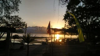 Гили Аир: Satu Tiga Resort