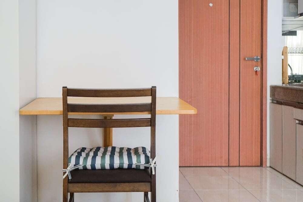 Homey Studio Apartment at Margonda Residence 3 — фото 5