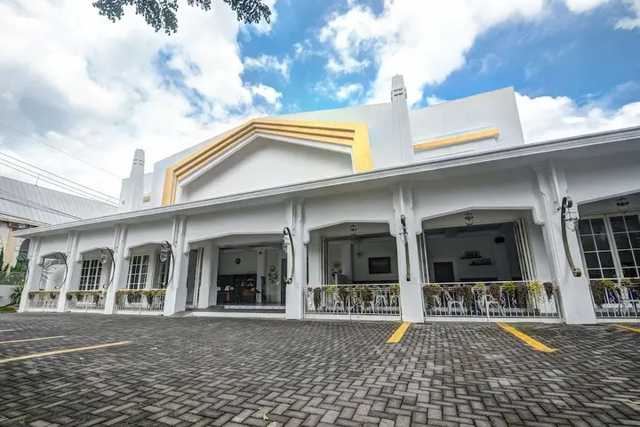 Маланг: Airy Alun Alun Malang Basuki Rachmat 1