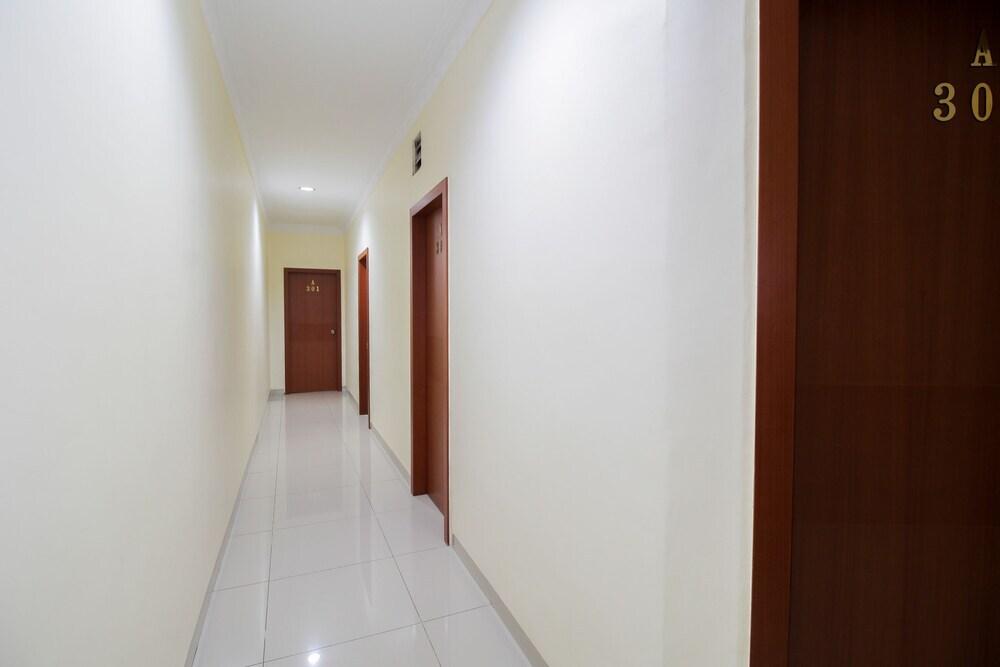 Батам: Airy Eco Nagoya Komplek Bumi Indah Blok Tiga 20 Batam