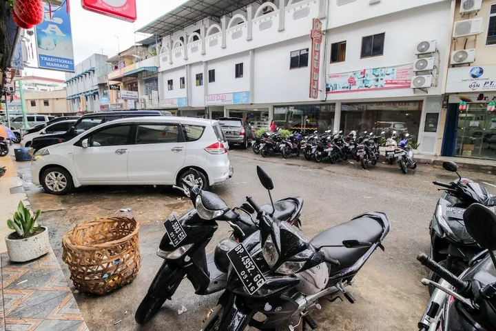 Батам: Airy Eco Nagoya Komplek Bumi Indah Blok Tiga 20 Batam