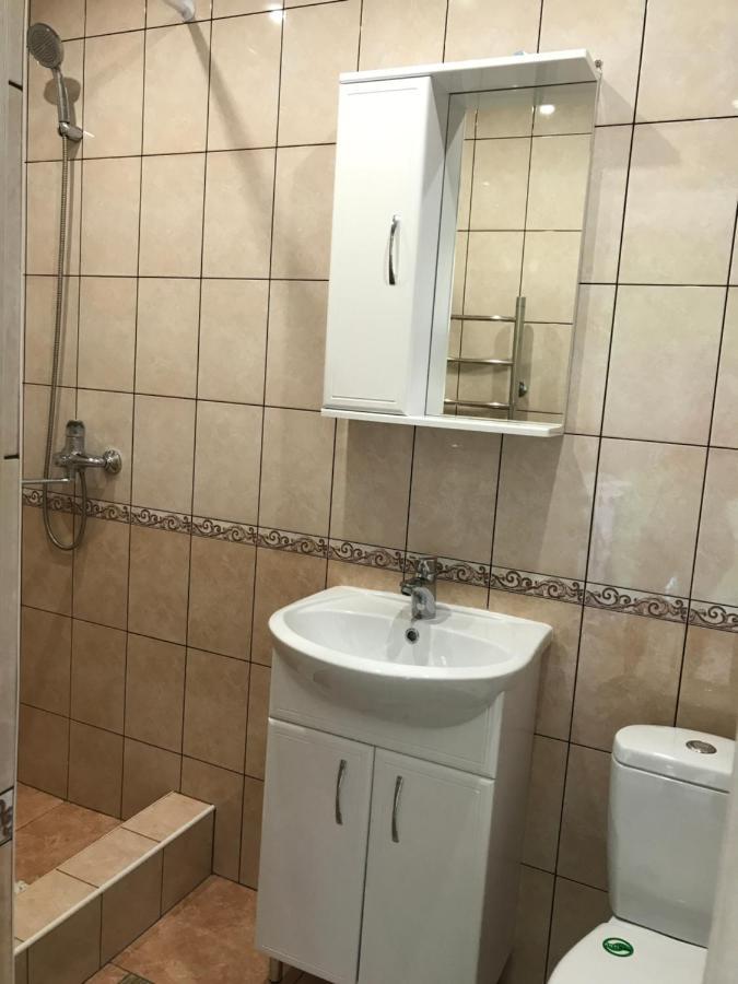 Ейск: Apartments on Armavirskaya 61