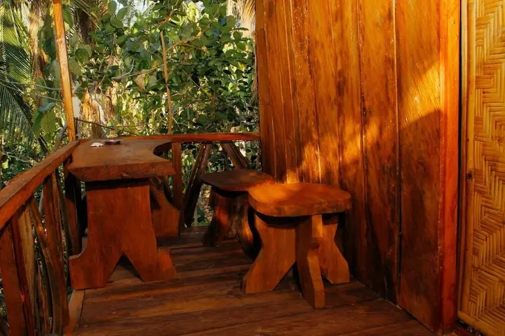 Пенида: Nyuh Bengkok Tree House