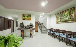 Сурабая: Ramayana Indah Hotel by RedDoorz