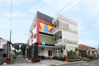 Семаранг: Airy Semarang Barat Amarta Raya