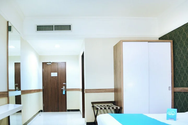 Суракарта: Airy Ngarsopuro Gatot Subroto 89 Solo