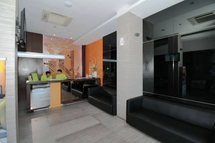 Сурабая: Airy Taman Remaja Kusuma Bangsa Surabaya