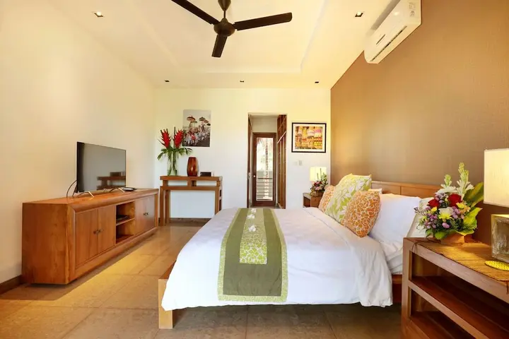 Чангу: The Hotman Paris II Seminyak