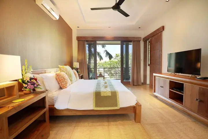 Чангу: The Hotman Paris II Seminyak