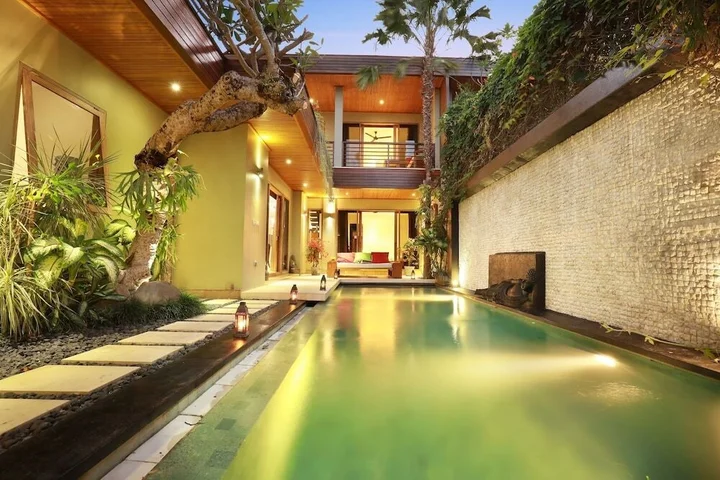 Чангу: The Hotman Paris II Seminyak