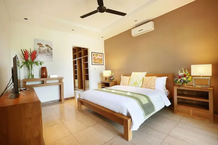 Чангу: The Hotman Paris II Seminyak