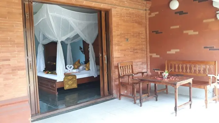 Темукус: Bagus Beach Resort Lovina