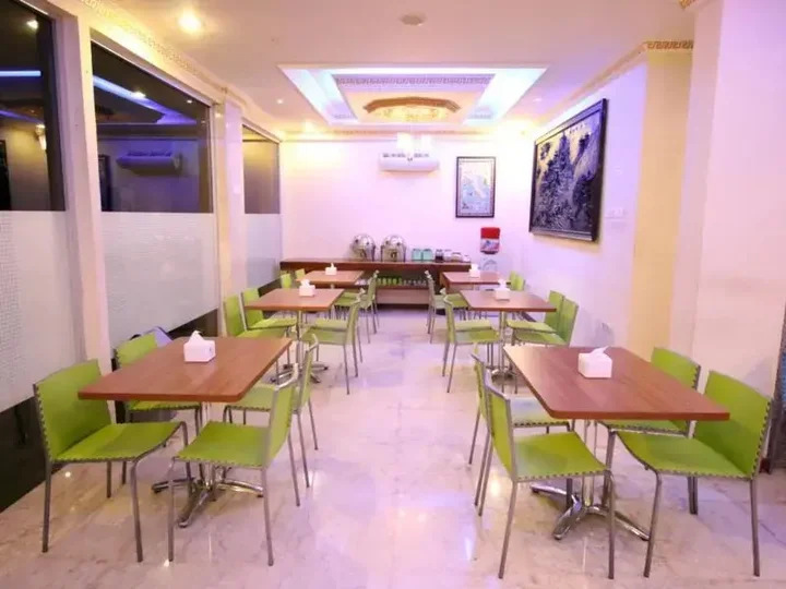Батам: Ion Hotel