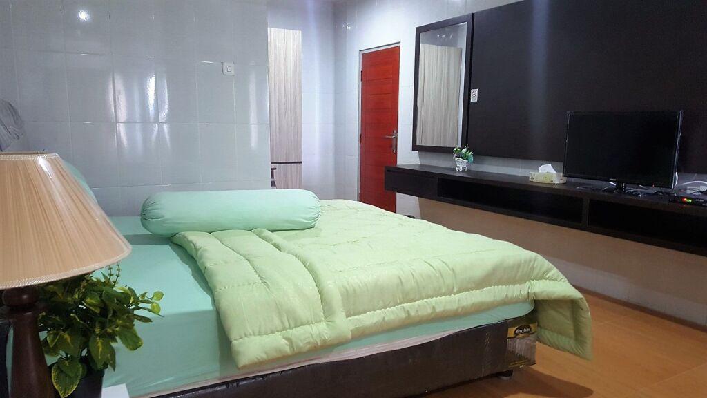 Гунунгситоли: Nasional Hotel